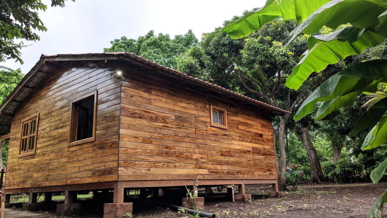 Wood Cabin - Cabana Maderas Balgue エクステリア 写真