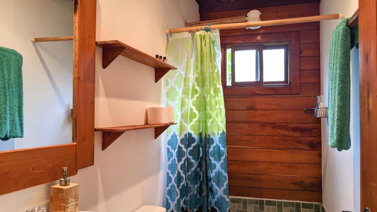 Wood Cabin - Cabana Maderas Balgue エクステリア 写真